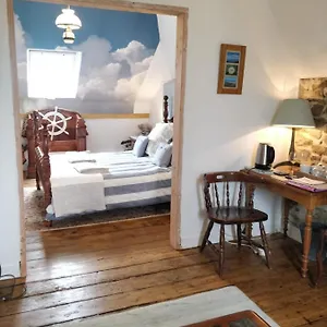 Maison Papillons Bed & Breakfast
